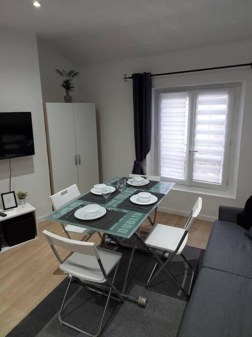 Appartement Smart House Airport Cdg, Asterix à Louvres Extérieur photo