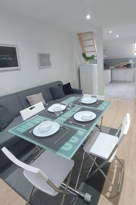 Appartement Smart House Airport Cdg, Asterix à Louvres Extérieur photo